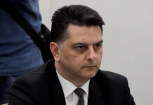 Ο Μιχάλης Μπεκίρης απαντά με εξώδικο στη Documento για τα δημοσιεύματα – Την αποπομπή του από τον Μητσοτάκη ζητά το ΠΑΣΟΚ