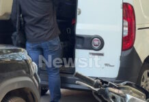Συναγερμός στη Νίκαια: Δύο χειροβομβίδες, 140 φυσίγγια και όπλο βρέθηκαν σε ταράτσα