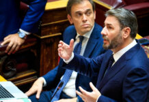 Ανδρουλάκης κατά Μητσοτάκη: «Κάνει τη στεγαστική κρίση μπίζνα για τους μεγαλοεργολάβους» – «Θα πληρώσετε την αλαζονεία σας στις εκλογές»
