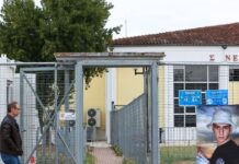 Δίκη για Τέμπη: «Αν δεν υπήρχε η αλλοίωση στον χώρο θα μπορούσαν να απαντηθούν πολλά ερωτήματα» κατέθεσε η μητέρα του Ιορδάνη Αδαμάκη