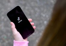Social media: Αντίστροφη μέτρηση για το μπλόκο στους ανήλικους κάτω των 15 ετών – Η επαλήθευση της ηλικίας και ο ρόλος των γονιών