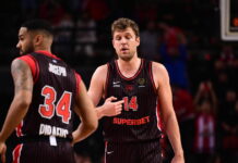 Ολυμπιακός – Αρμάνι Μιλάνο 84-78 τελικό: Οι ΜακΙντάιρ και Βεζένκοφ «υπέγραψαν» την ερυθρόλευκη νίκη