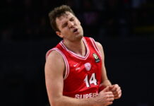 Ολυμπιακός – Φενέρμπαχτσε 61-64: Οι Τούρκοι λύγισαν τους λαβωμένους Πειραιώτες στο φινάλε