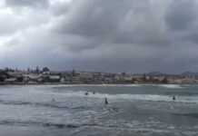 Η Κρήτη σε κόκκινο συναγερμό από την κακοκαιρία αλλά κάποιοι στα Χανιά πήγαν για μπάνιο – Βίντεο