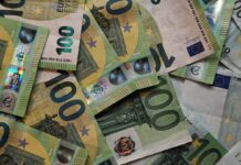 Βουλή: Κατατέθηκε από τον ΣΥΡΙΖΑ η πρόταση για το ιδιωτικό χρέος