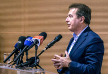 Χρυσοχοΐδης: 3.254 συλλήψεις μέσα στη διετία από το ελληνικό FBI – Τι είπε για Pizza Fan και Χωριάτικο