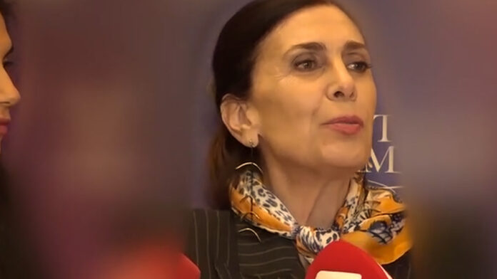 Κατερίνα-Διδασκάλου-Γιατί-δεν-κάνει-αισθητικές-επεμβάσεις.jpg
